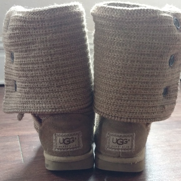 Ugg Boots - Picture 1 of 4